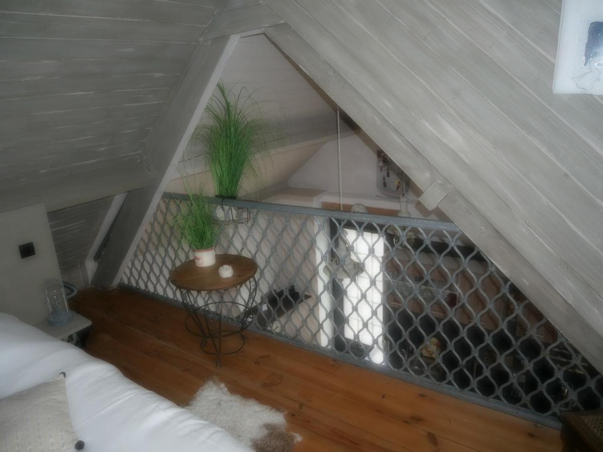 La Cabane Du Chasseur Flines-Les-Mortagne Eksteriør billede